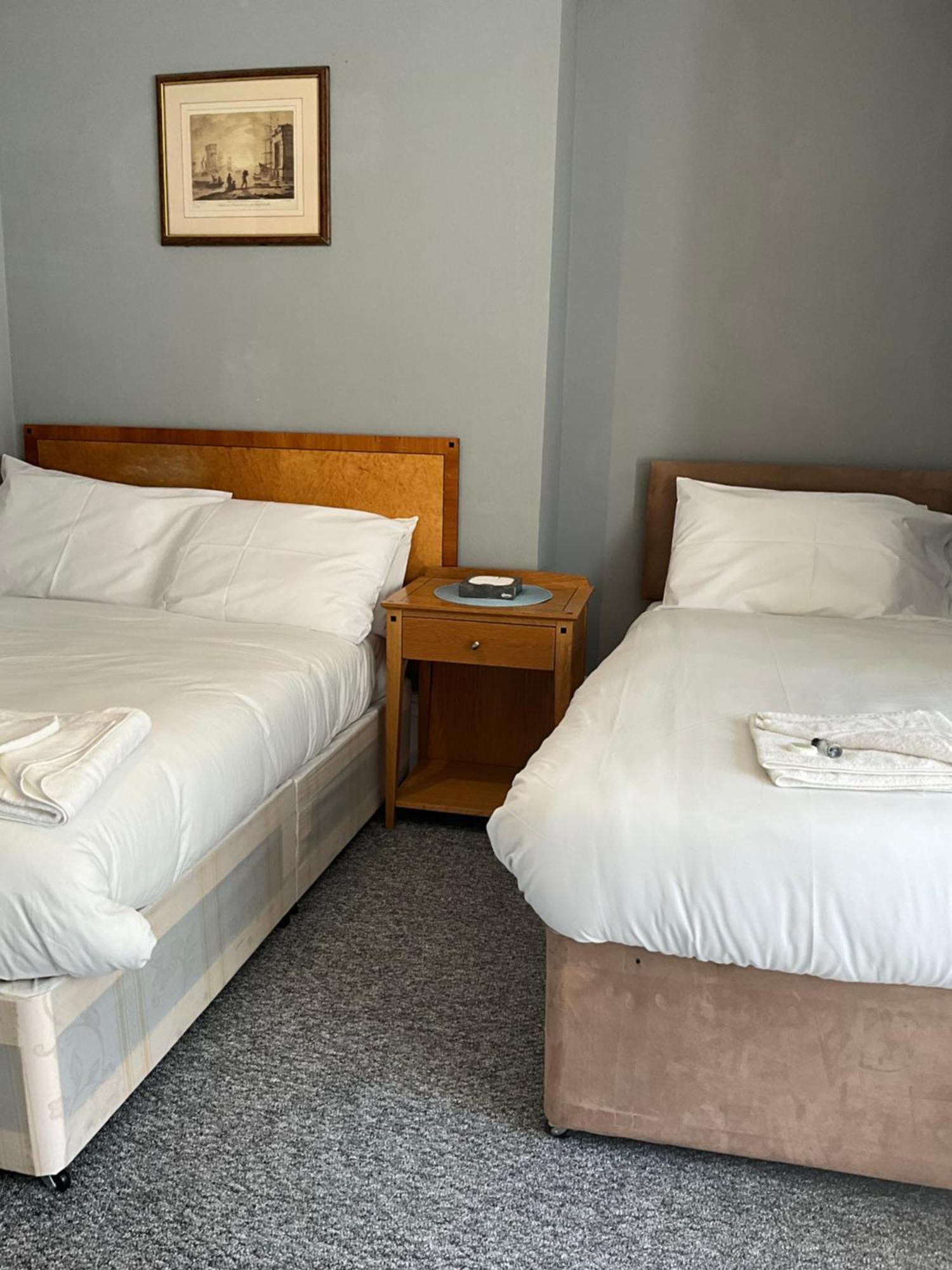 Sterling Lodge Hotel AEGON International Esterno foto
