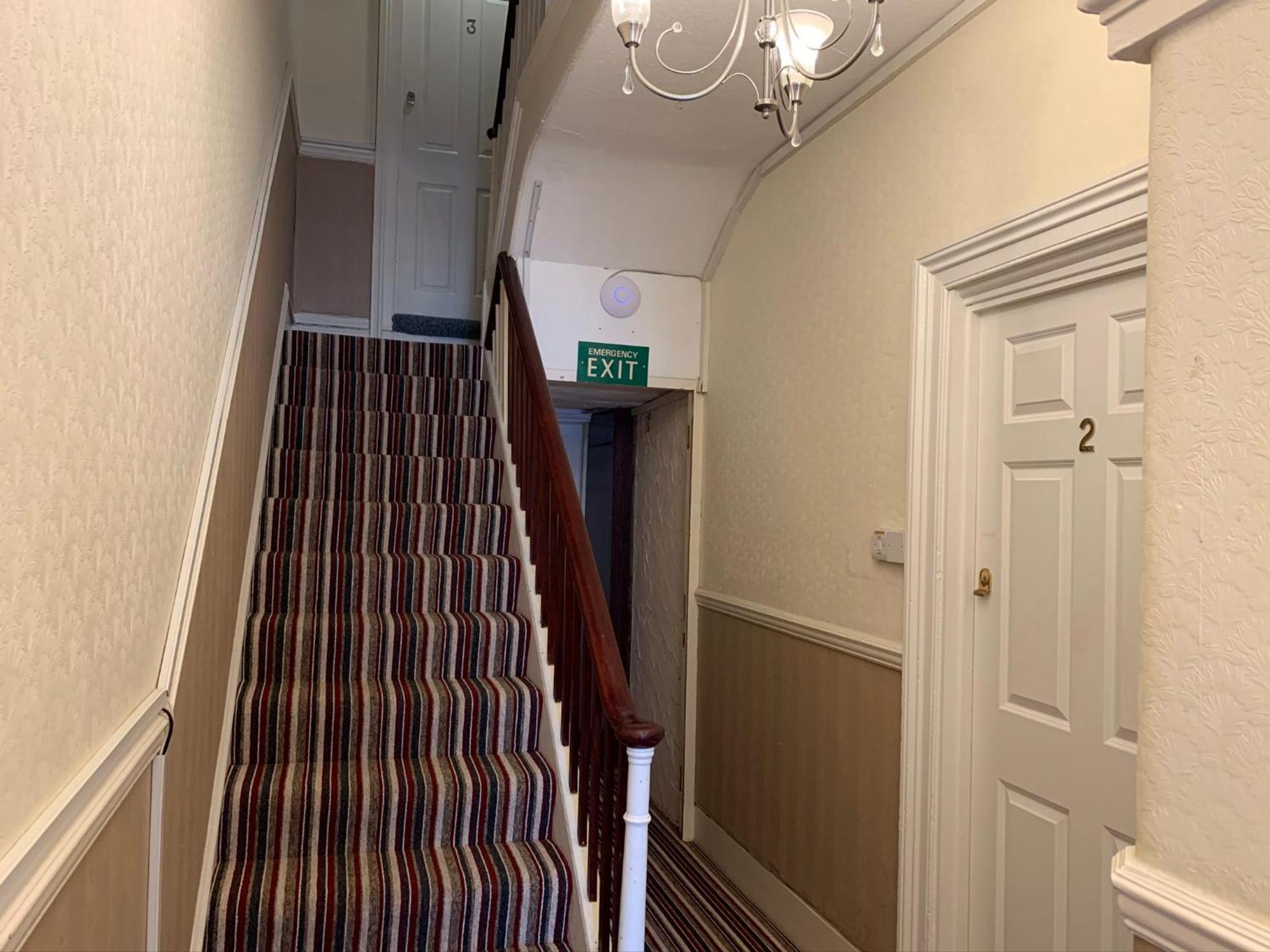 Sterling Lodge Hotel AEGON International Esterno foto